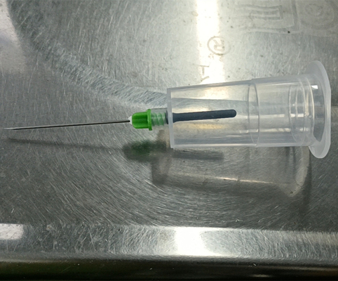 Aiguille de Vacuum de retour en arrière de vert de la sécurité 21G Pen Type Blood Collection Needle