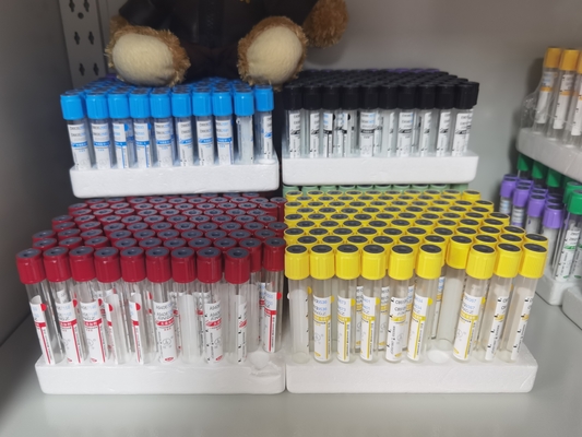 Tubes médicales de citrate de sodium essentielles à la recherche en laboratoire